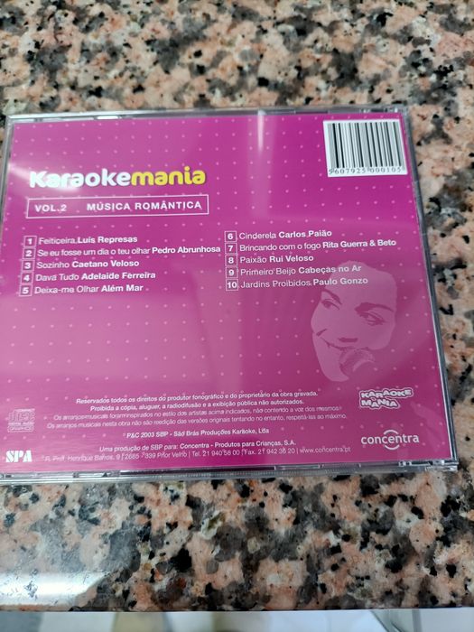 Três de CDS de  Música /Karaoke.
