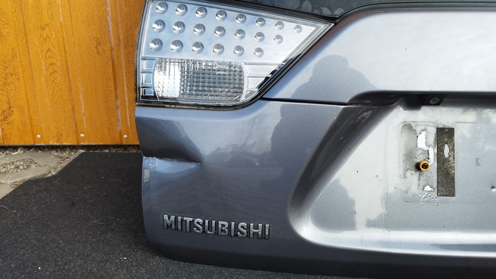 Mitsubishi Outlander II Klapa Tylna a39 F-vat