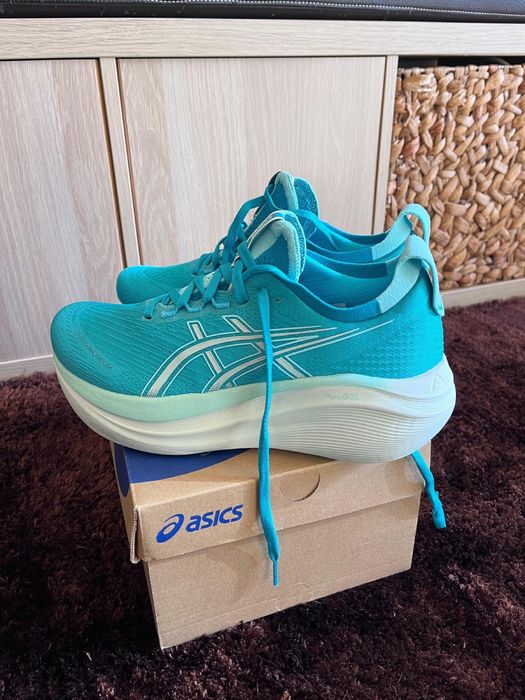 Ténis Gel Nimbus 27 Asics