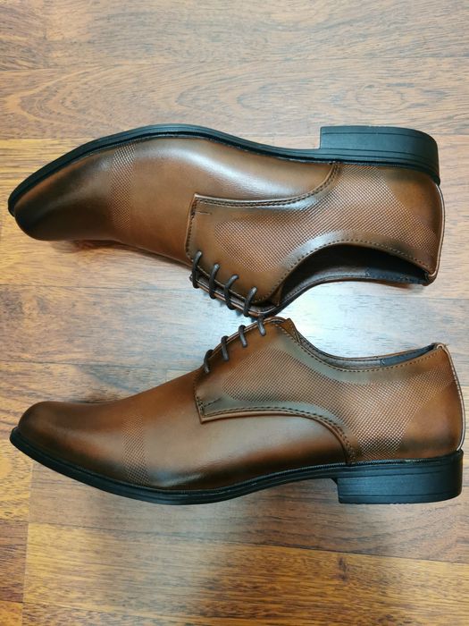 Eleganckie Wizytowe Buty Męskie Badoxx