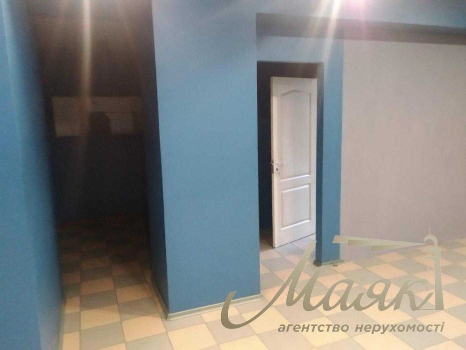 Продам приміщення 70 кв.м,пр.Соборниий,пл.Запорізька