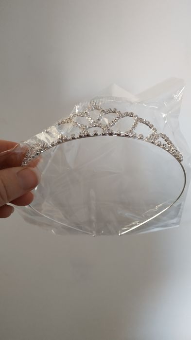 Nowa korona tiara diadem srebrna z diamencikami
