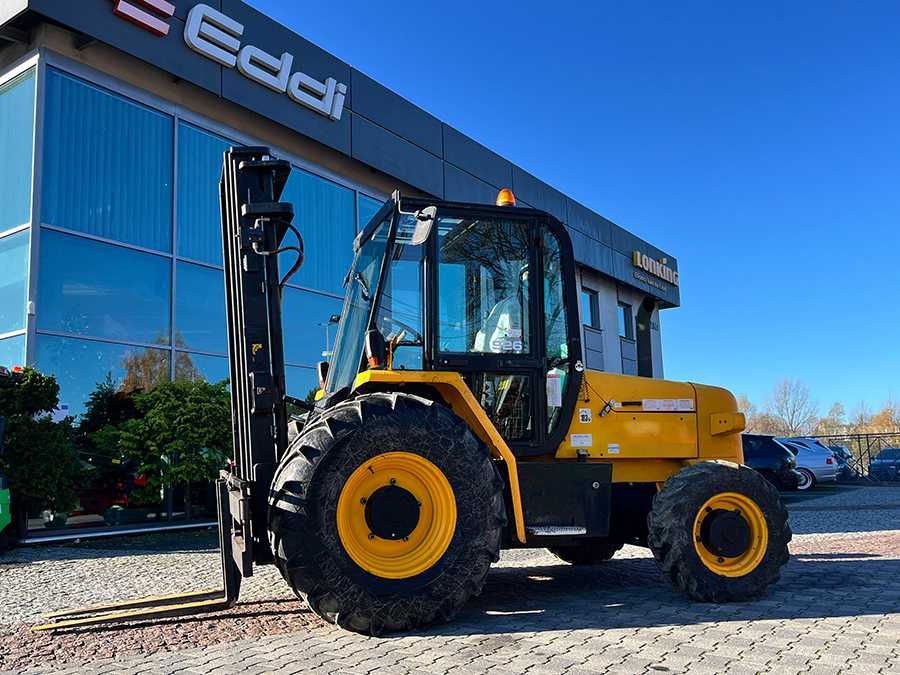 Wózek widłowy terenowy JCB 926 4 WD triplex 5,5 m 2014