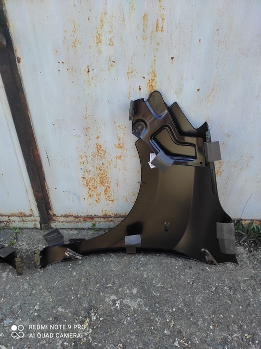 Крыло крило крила Dacia Lodgy Dokker Лоджі Докер