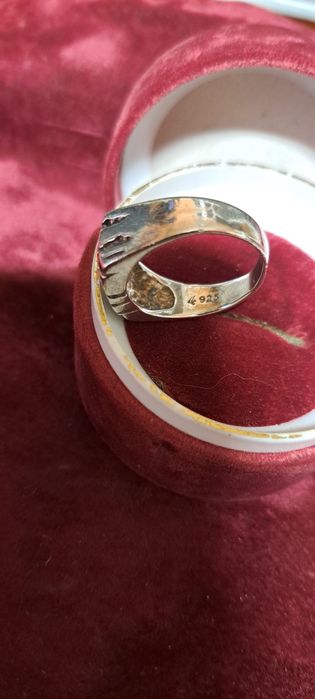 Aneis em prata homem.