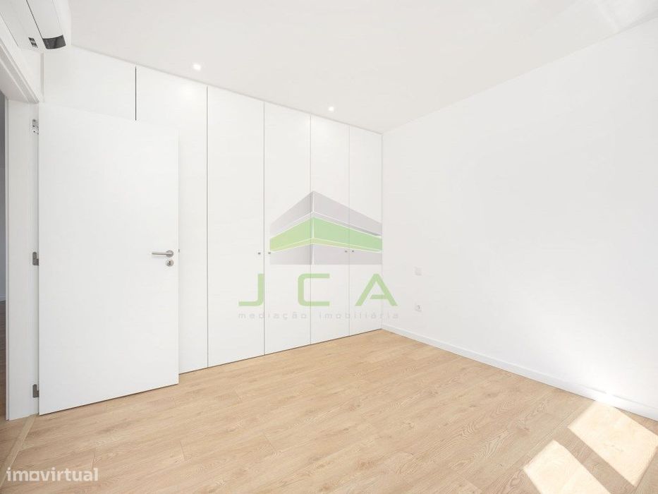 Apartamento T2 semi-novo