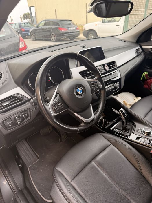 BMW X2 sdrive cinza escuro