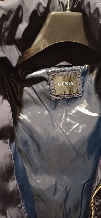 Casaco   tamanho M , novo , não mando   pelo   correio