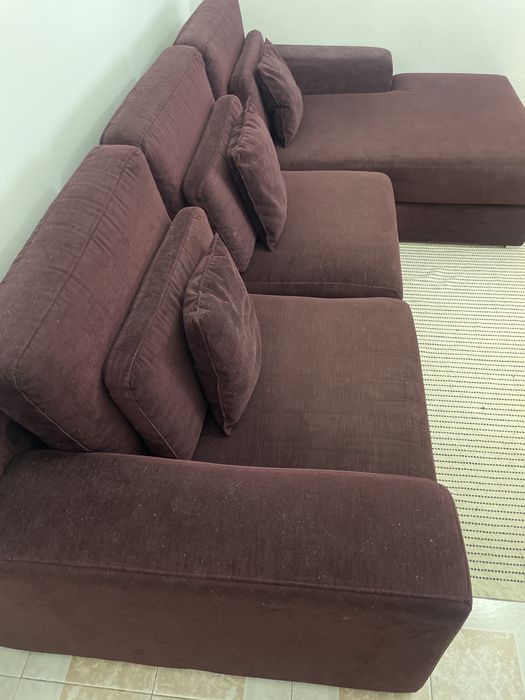 Sofa semi novo…..