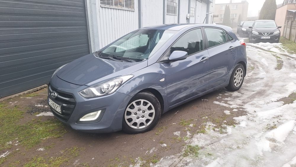 Hyundai i30 12r 1.4 benzyna