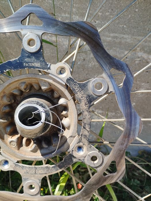 Rodas Husqvarna 21/18
