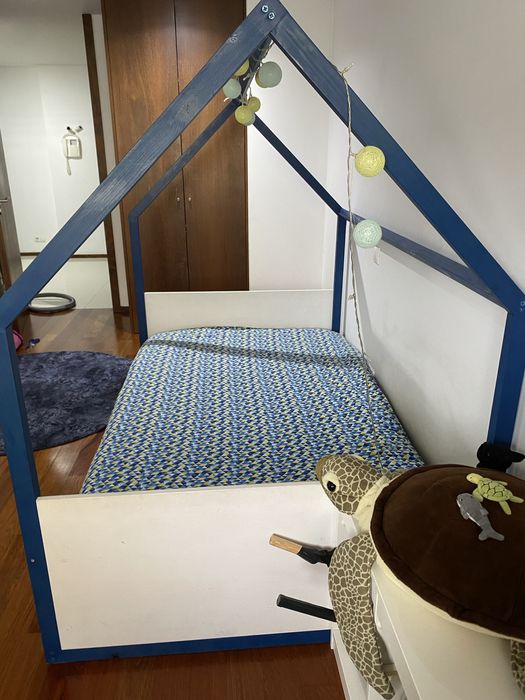 Cama montessori como nova