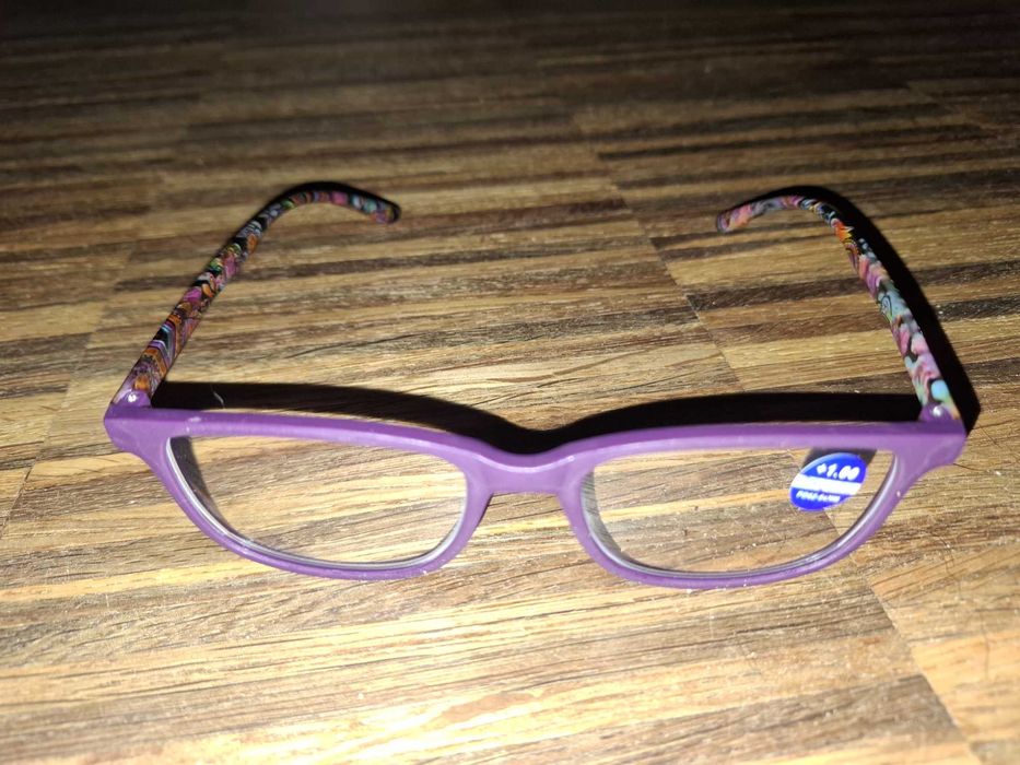 Nowe okulary do czytania +1