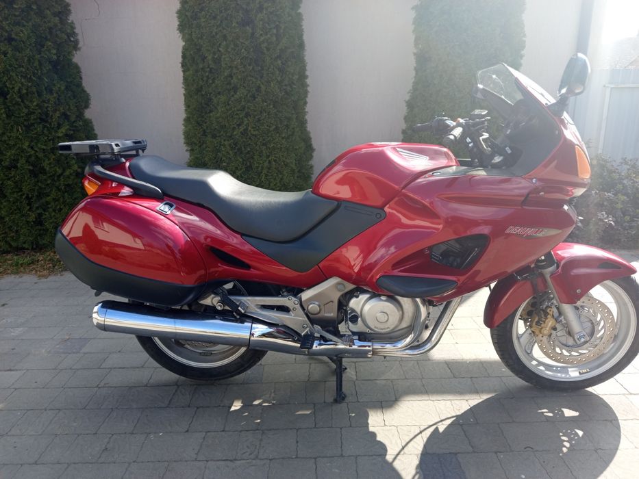 Honda NT 650 Deauville