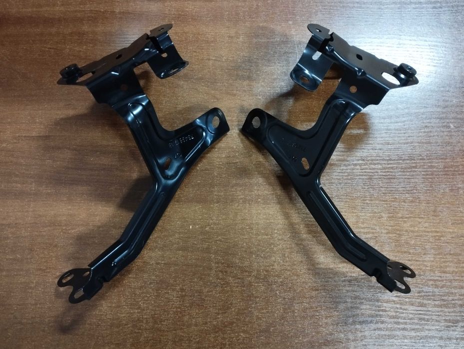 BMW 5 G30 кронштейн крила 7349617 нижній 41007440423 41007440424