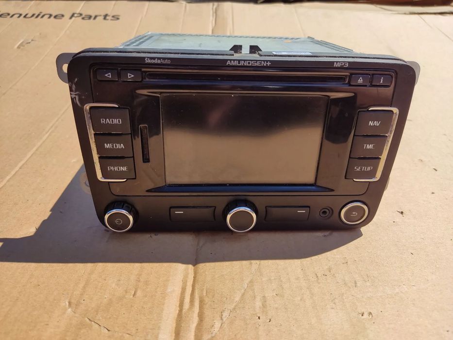 SEAT LEON II SKODA SUPERB II YETI OCTAVIA II RADIO NAWIGACJA AMUNDSEN 3T0035192J