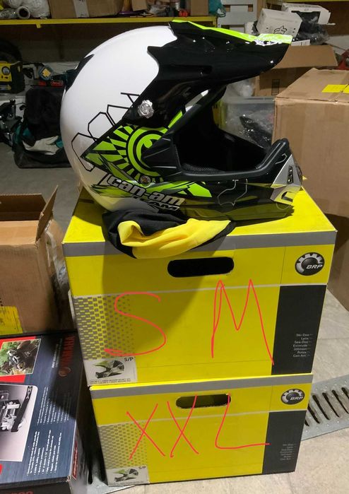 Шлема.   BRP   CAN AM    SKI DO