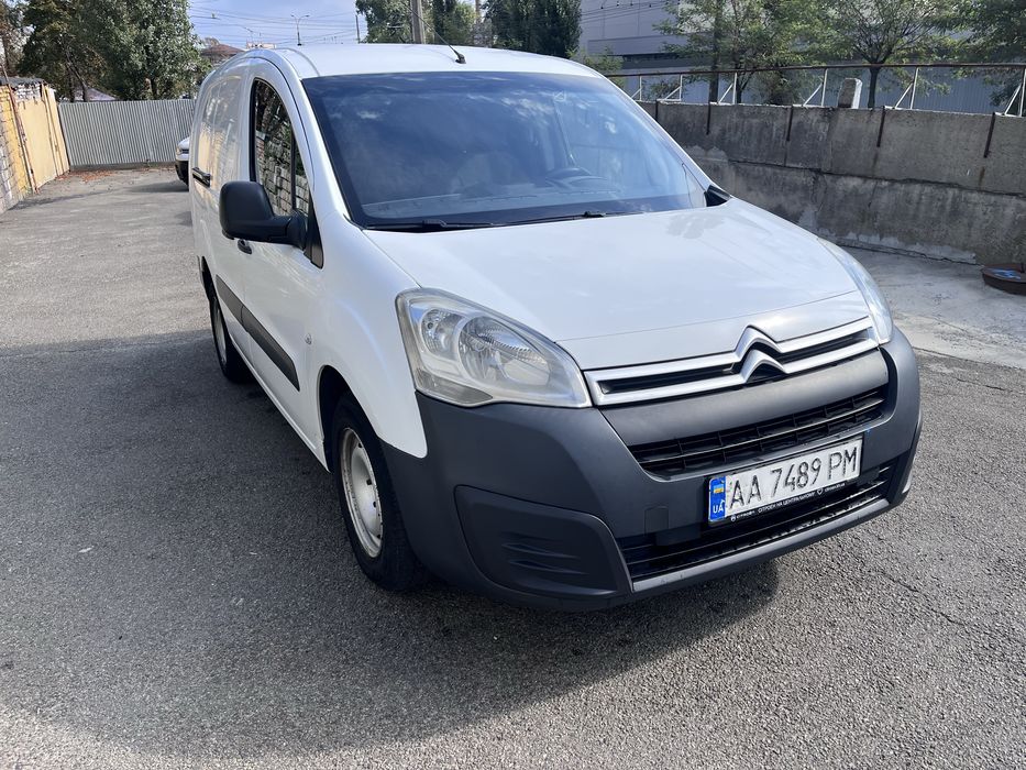 Продам ситроен берлинго 1.6D