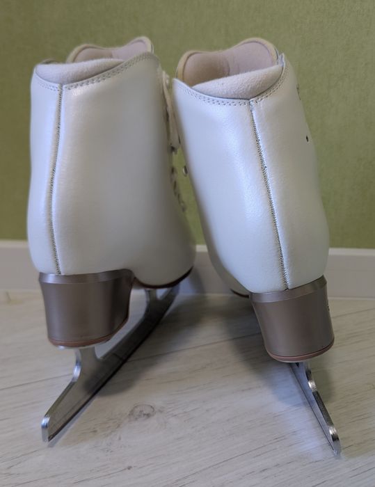 Ковзани Edea Overture леза Charme