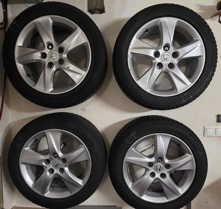Opony zimowe premium Yokohama 225/50 R17 + felgi Honda 5x114,3 GRATIS