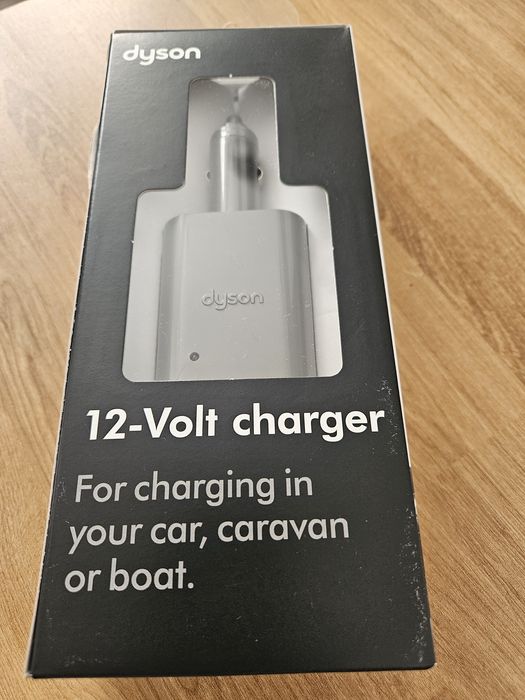 Ładowarka samochodowa DYSON do V8
