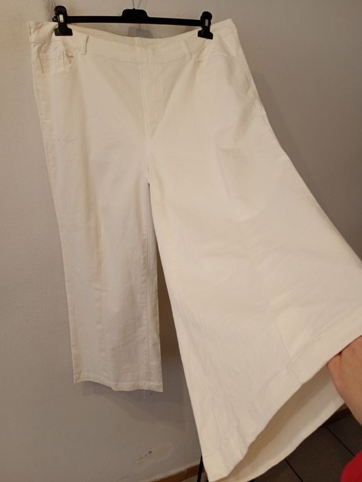 Cienkie spodnie jeansowe 7/8 szerokie nogawki rozmiar 48