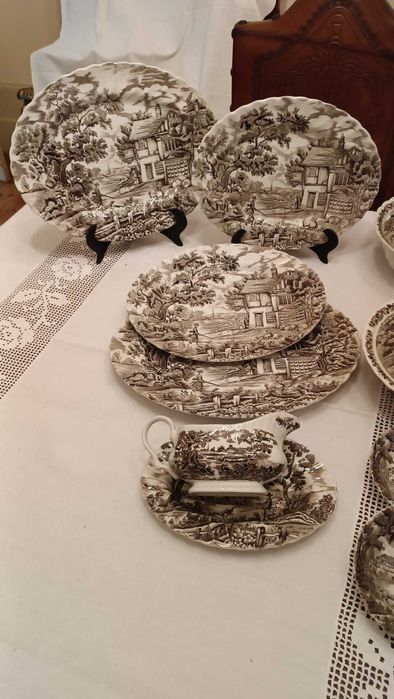 Serviço de jantar inglês "The Hunter" by Myott - 72 peças