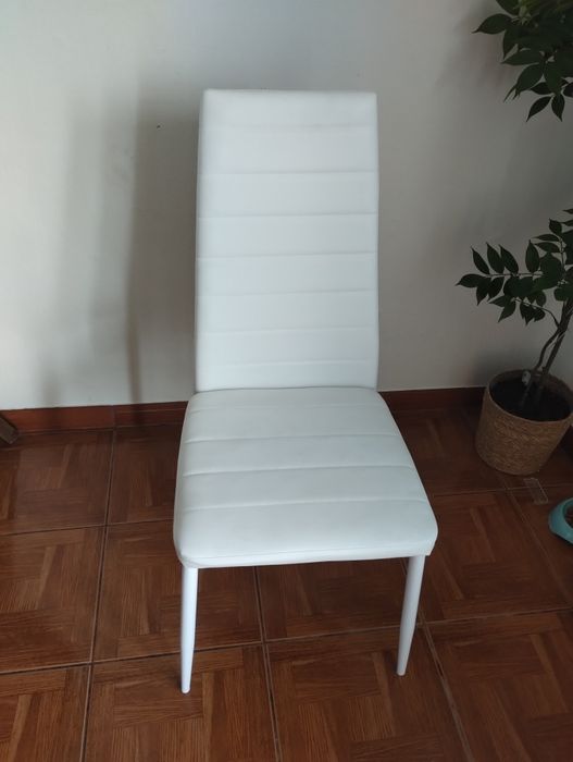 Cadeiras de jantar