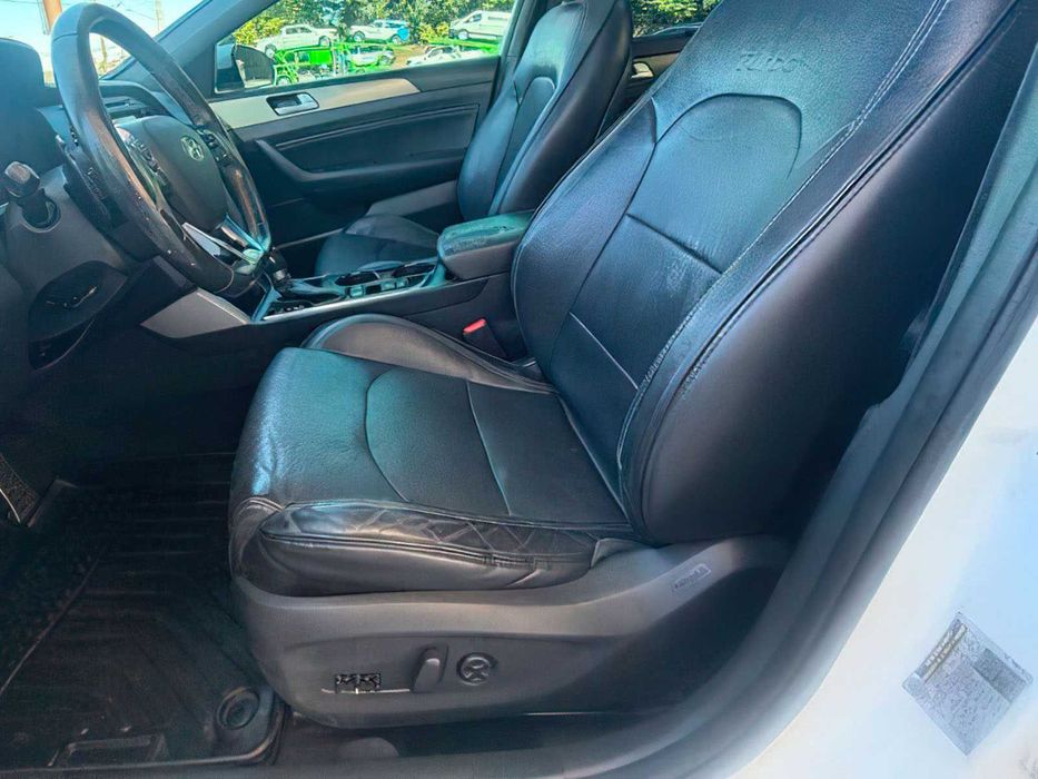 Hyundai Sonata Limited      2017