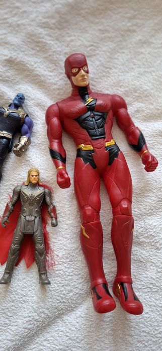 Marvel месники супергерої Бетмен