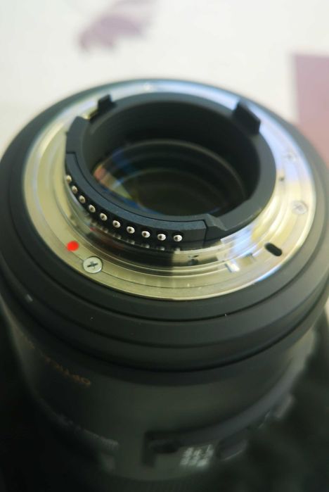 Lente Sigma 105mm/f.2,8 DG OS Macro HSM encaixe Nikon