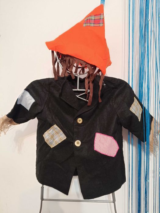 Fato de carnaval para criança. Tamanho único medida nas fotos ( novo)