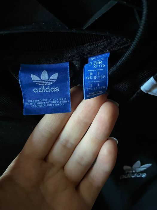 Жіноча кофта Adidas
