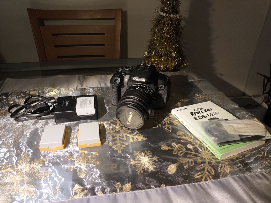 Máquina Fotográfica Canon 650 D