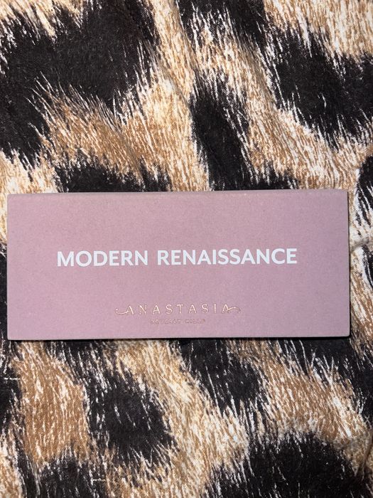 Anastasia Beverly Hills Modern Renaissance paletka cieni do oczu