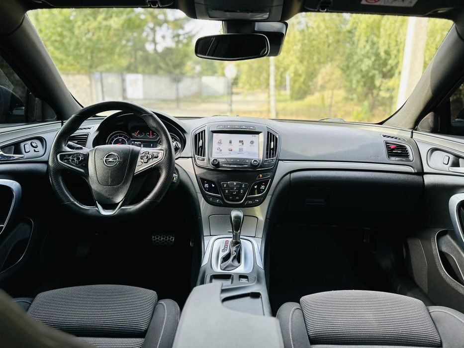 Opel Insignia 1.6D Sport Tourer Edition 2017р