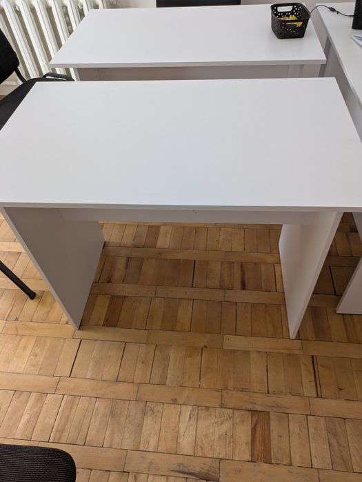 Офісний новий стіл