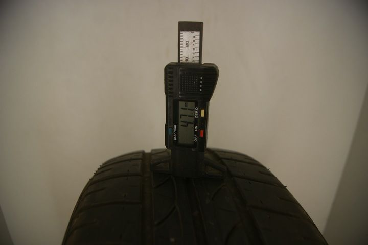 185/60R15 84H Bridgestone B250 (61370)