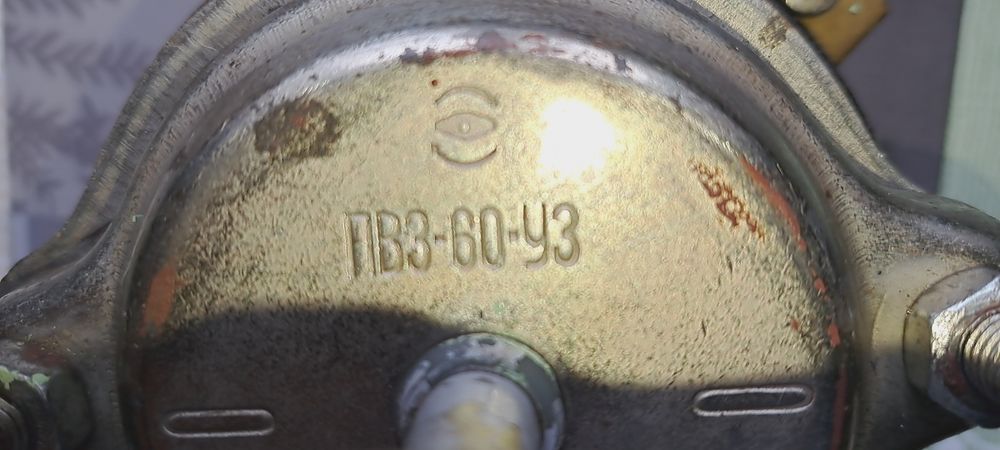 Пакетний перемикач ПВ3-60-У3 63А-220В/40А-380В