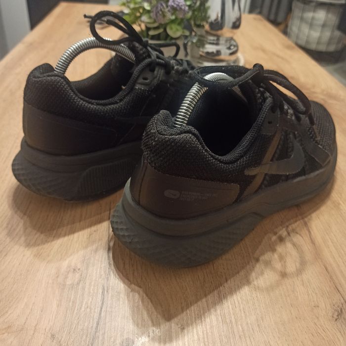 Nike Run Swift 2 CU3517  czarne  rozmiar 42,5