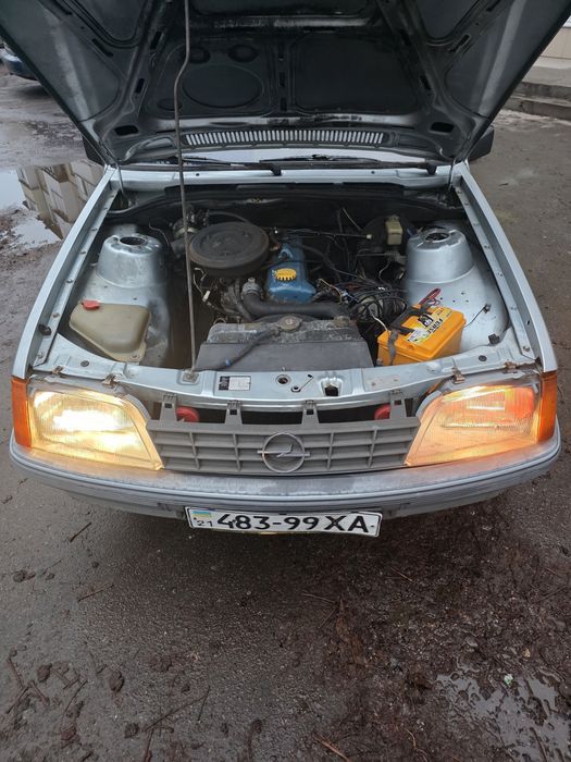 Opel Rekord E продам.