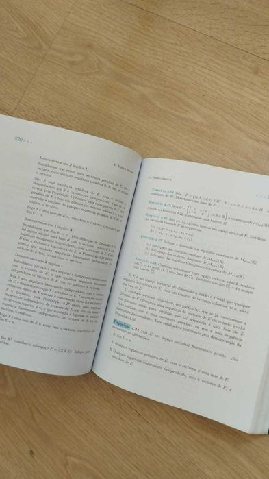 Livro Álgebra Linear