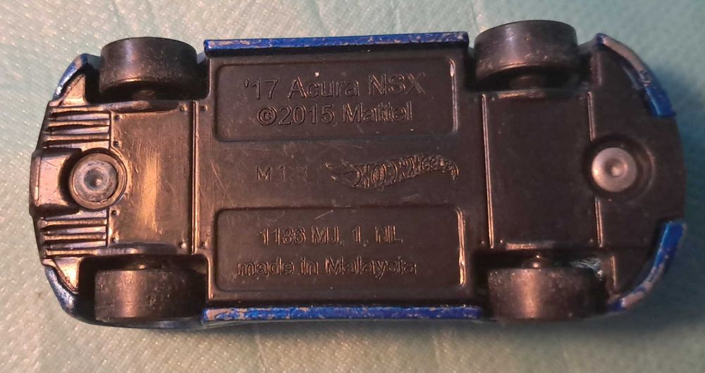 Autko, resorak Hot Wheels - '17 Acura NSX