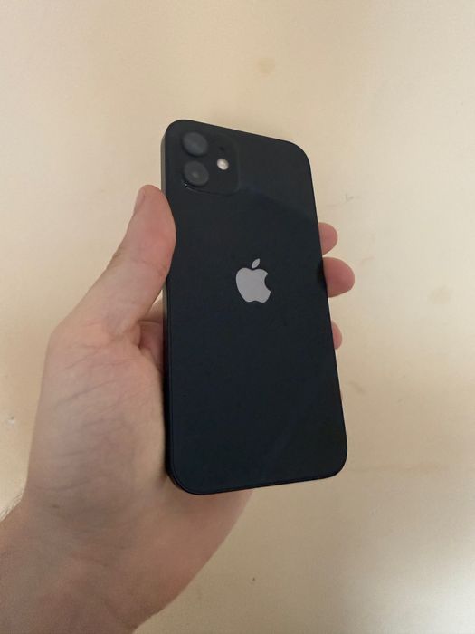 Apple Iphone 12 uszkodzony
