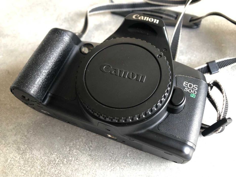Фотоапарат Canon EOS 500n
