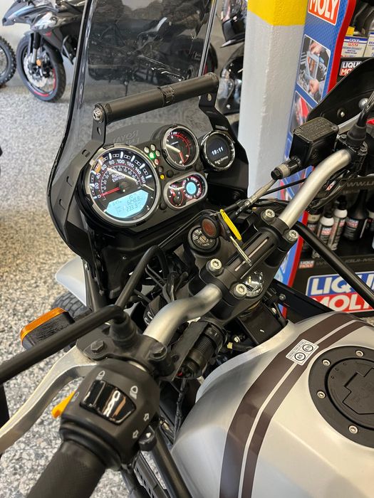 Royal Enfield Himalayan 411 . Trail de Inquestionavel Fiabilidade 2022