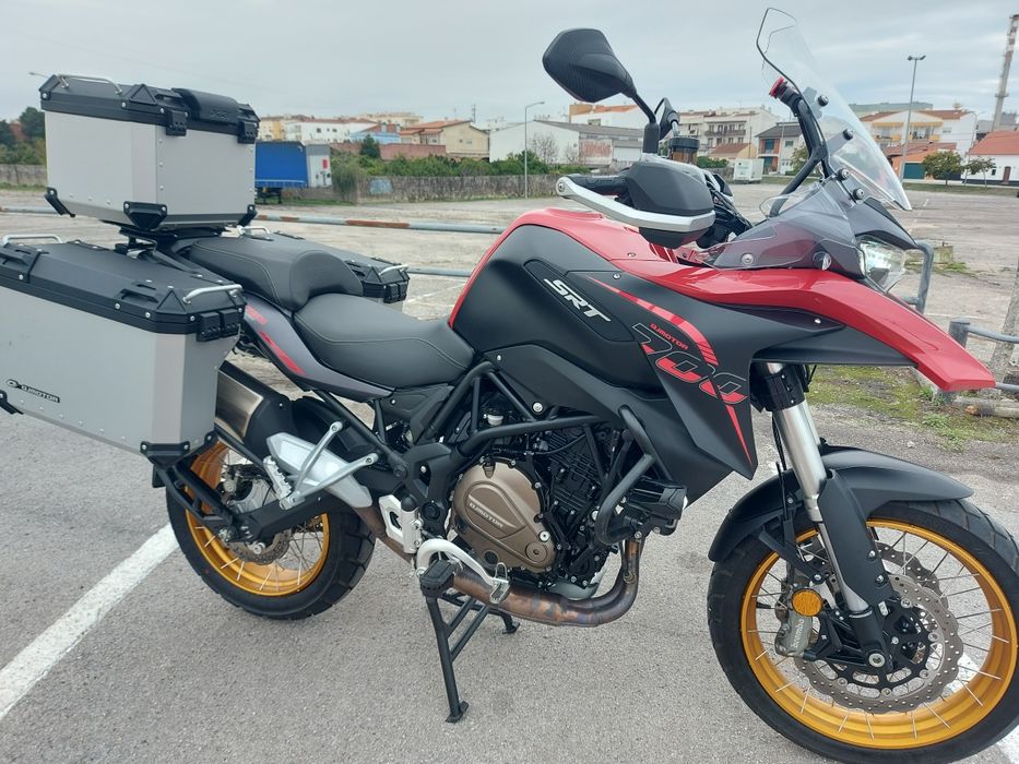 QJ Motor srt700x como nova