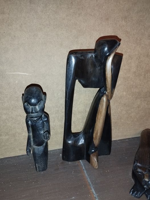 Conjunto de estátuas / estauetas madeira