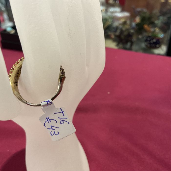 Anel prata banho de ouro rubis T,16 mm