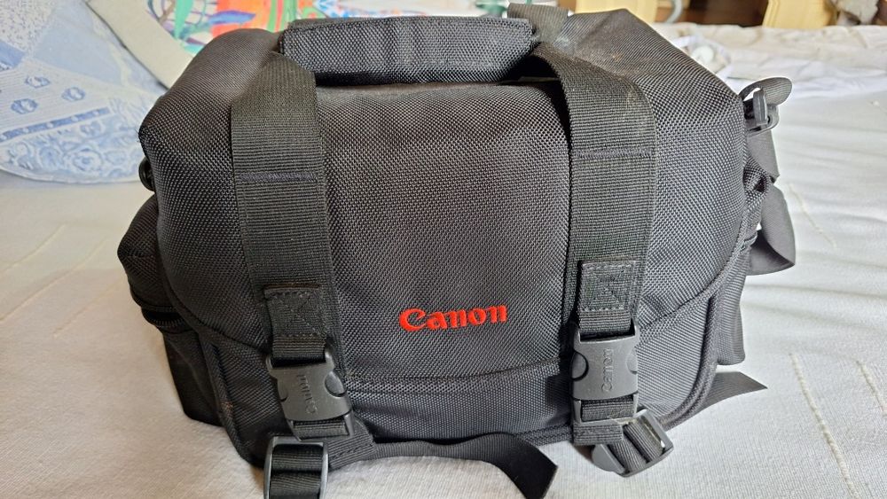 Canon 550D EF-S 18-55mm